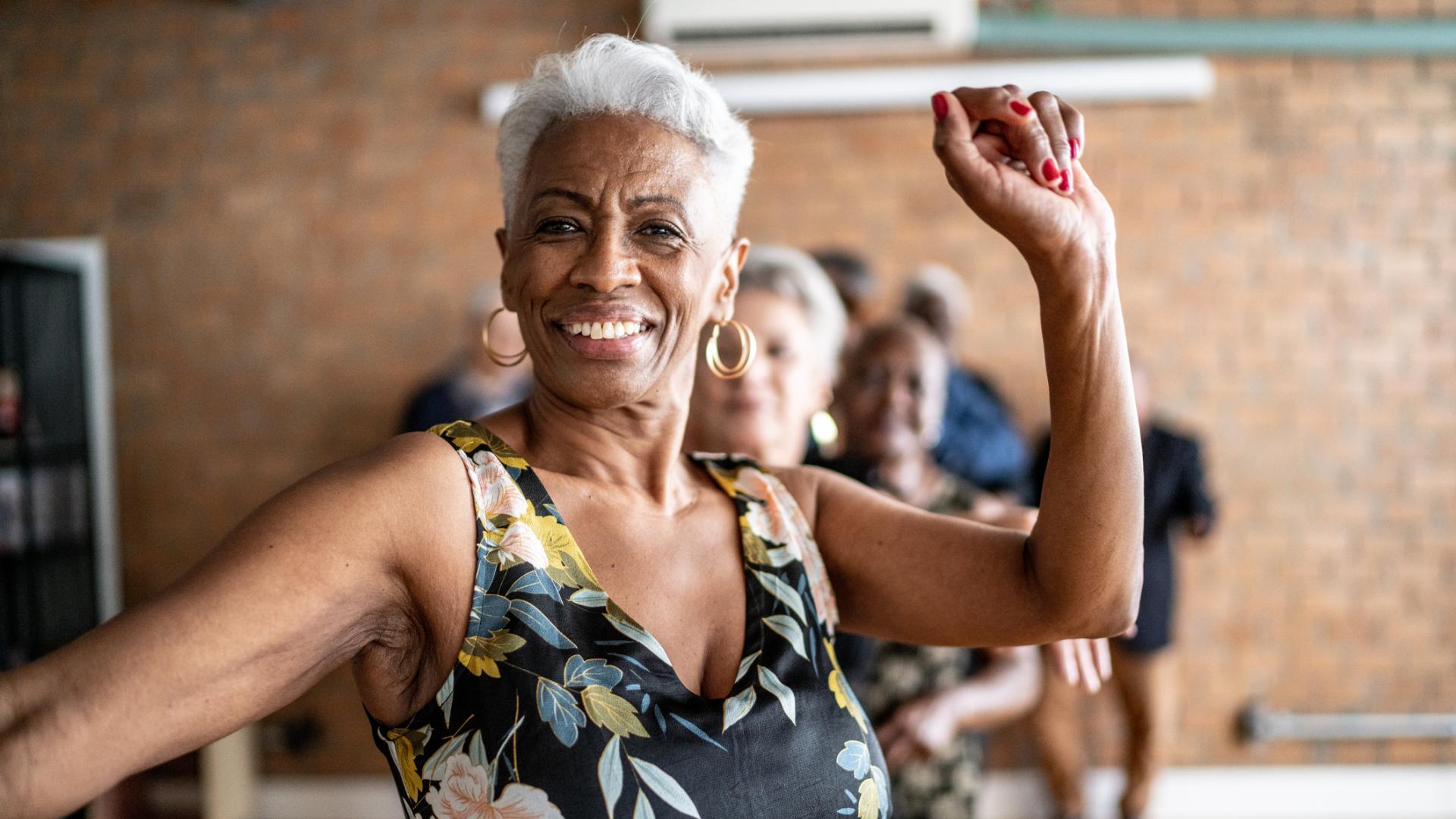 Dansende vrouw