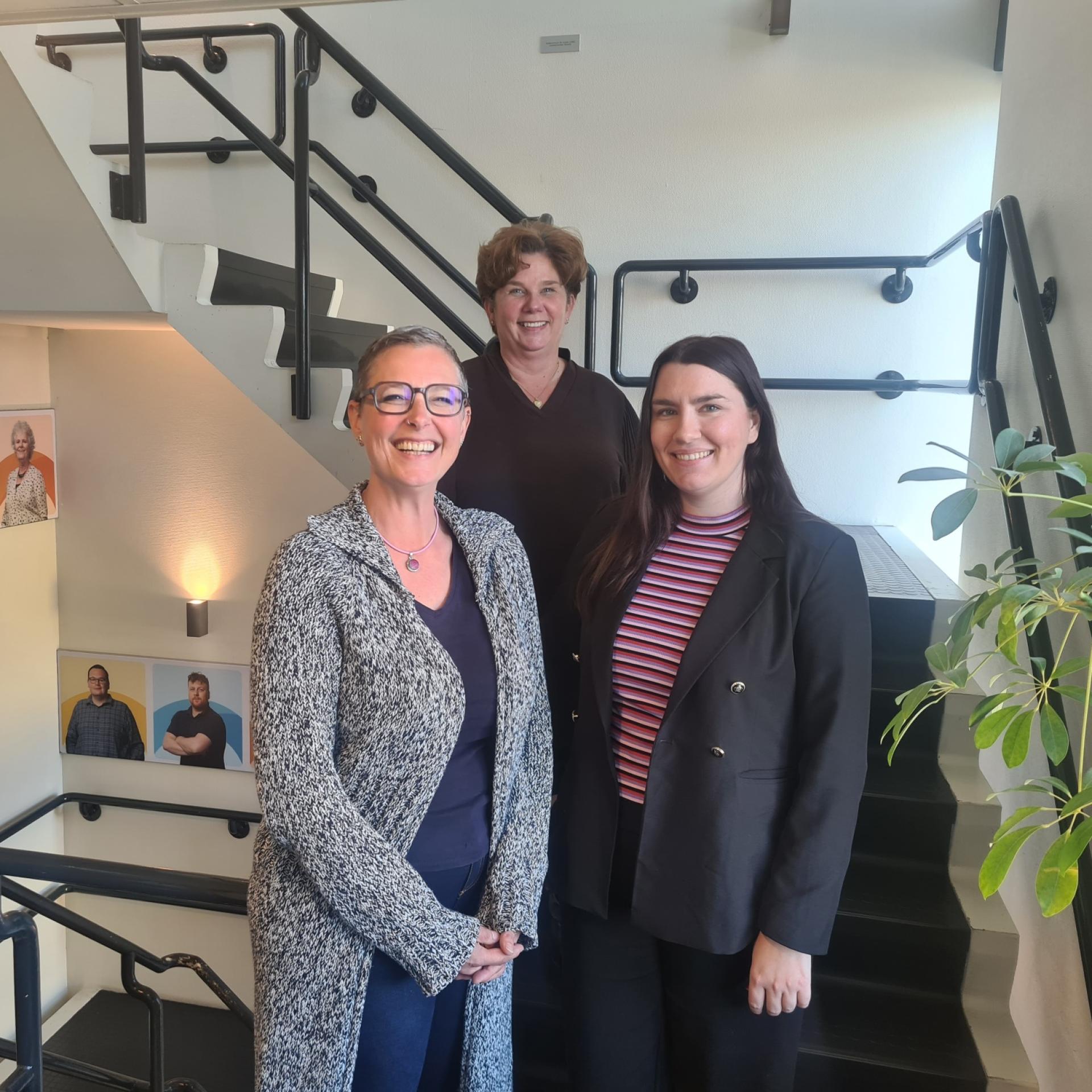 Community builder Patricia Vulker, programmacoördinator Karin Koers en Christel Hendriks van Manna.